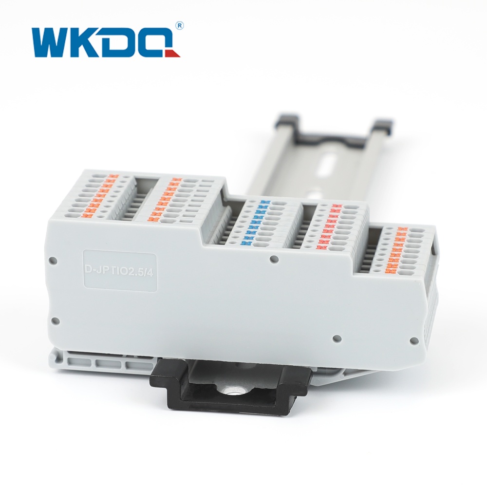 D JPTIO2.5 Вечка клеммнага блока з 4 мяккімі правадамі